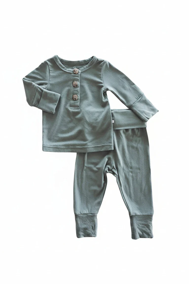 2pc Bamboo Button Top & Bottom | Clover - Image 2
