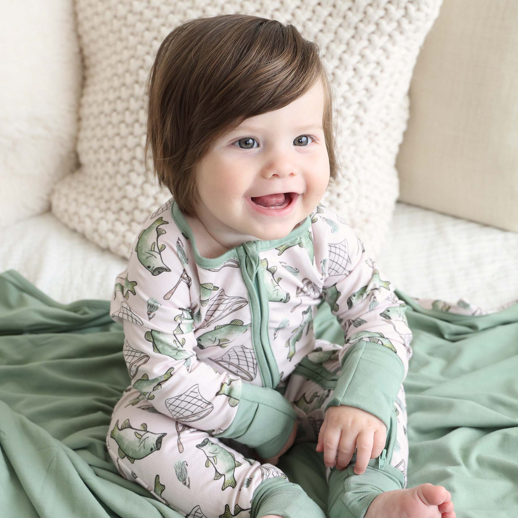 Bass Buddies Convertible Zip Romper - Image 4