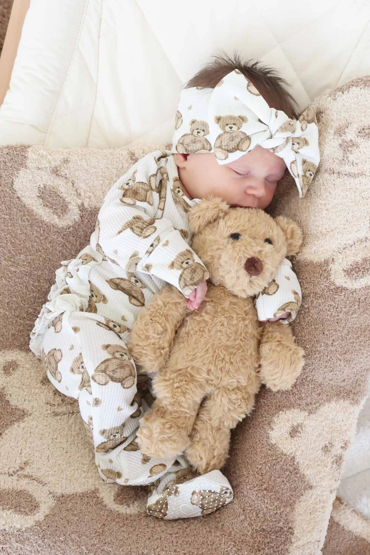 Beary Sweet Bamboo Waffle Zipper Ruffle Footie - Image 4