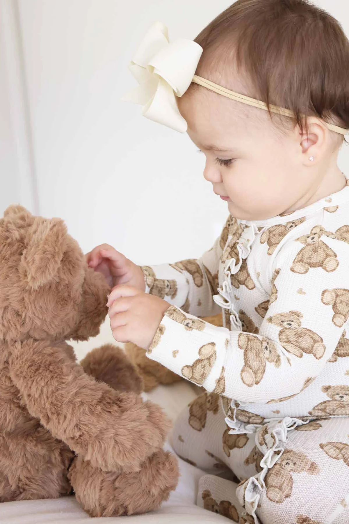Beary Sweet Bamboo Waffle Zipper Ruffle Footie - Image 10