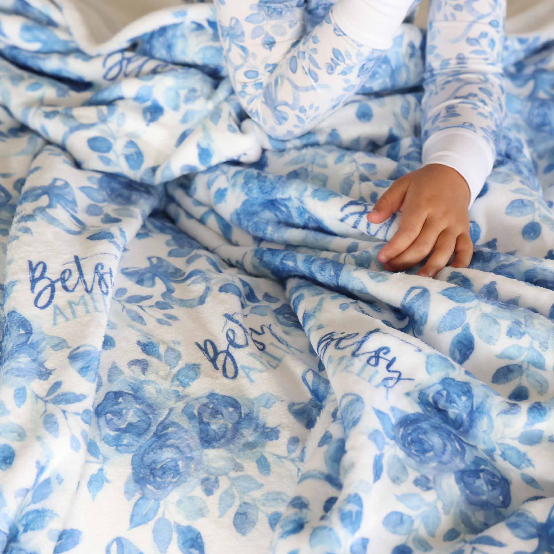 Betsy's Blooms Personalized Kids Blanket - Image 4