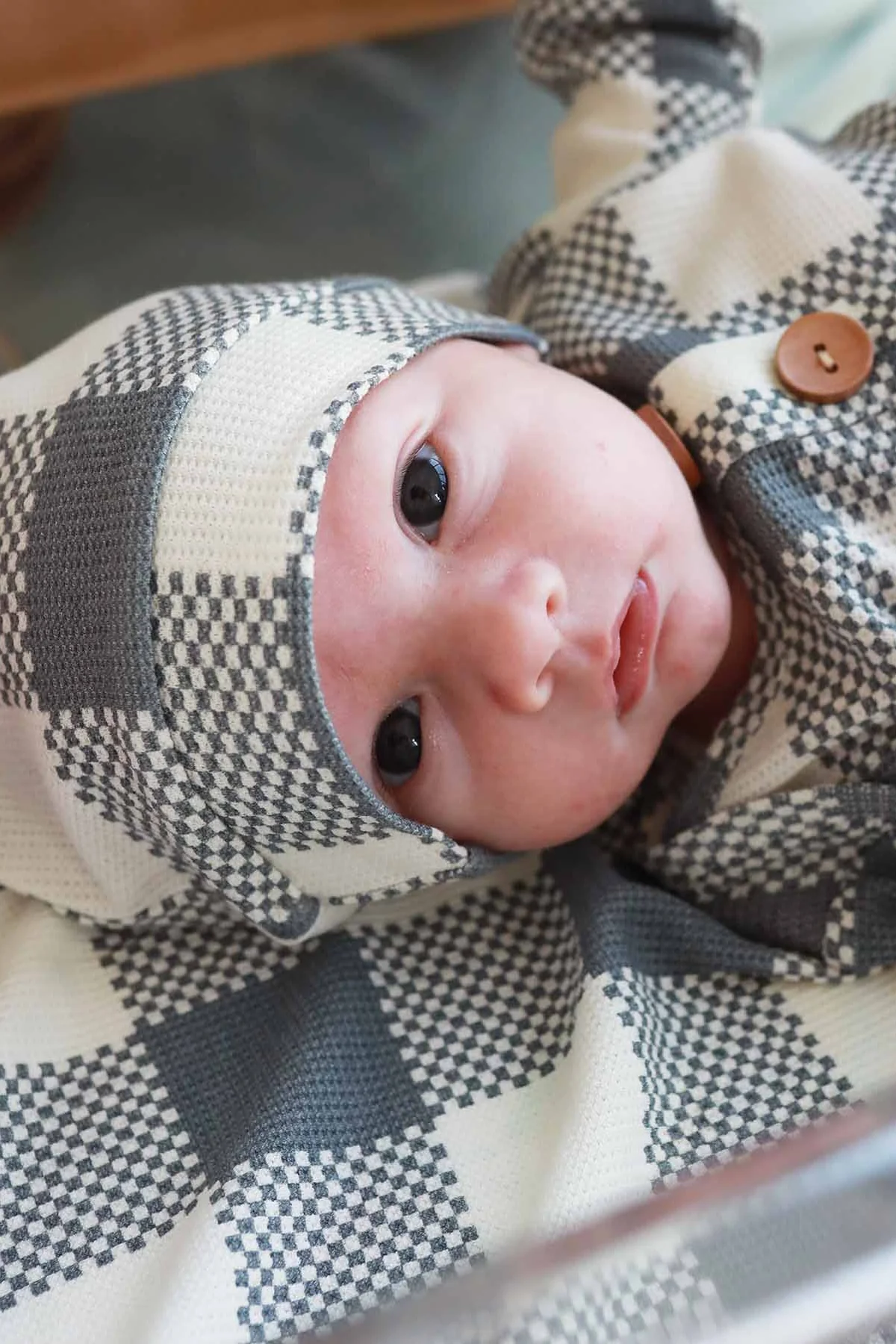 Big Check Bamboo Waffle Newborn Baby Knot Gown & Hat Set | Denim - Image 4