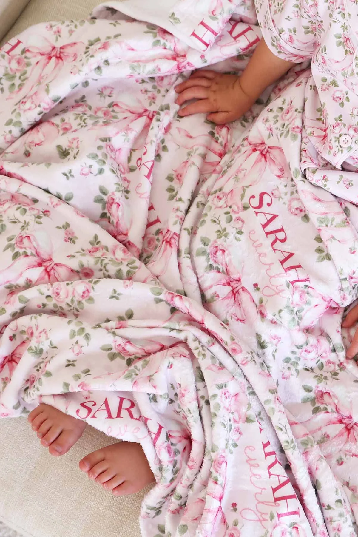 Bows in Bloom Personalized Kids Blanket - Image 2