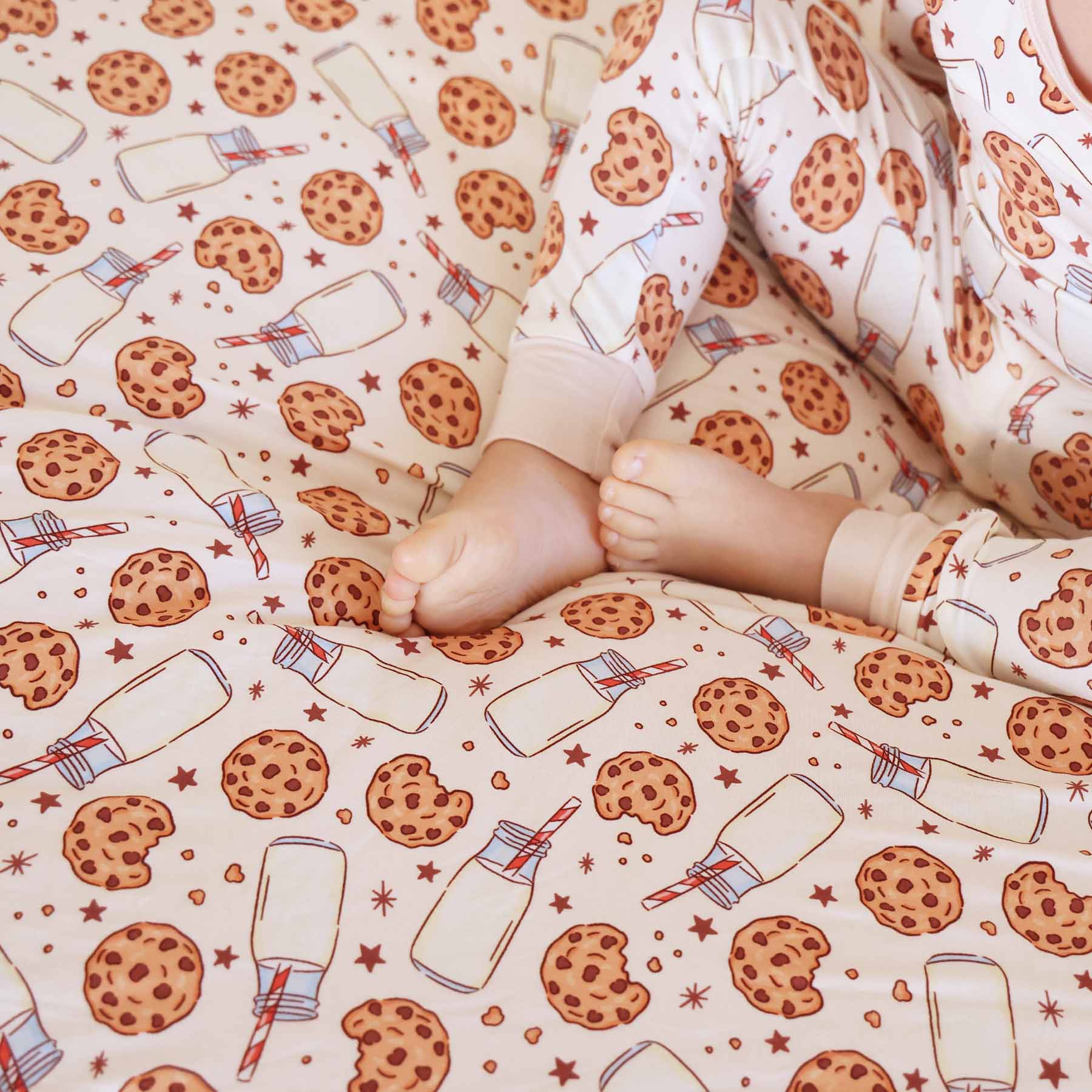 Cookie Cuddles Double Sided Bamboo Blanket - Image 5