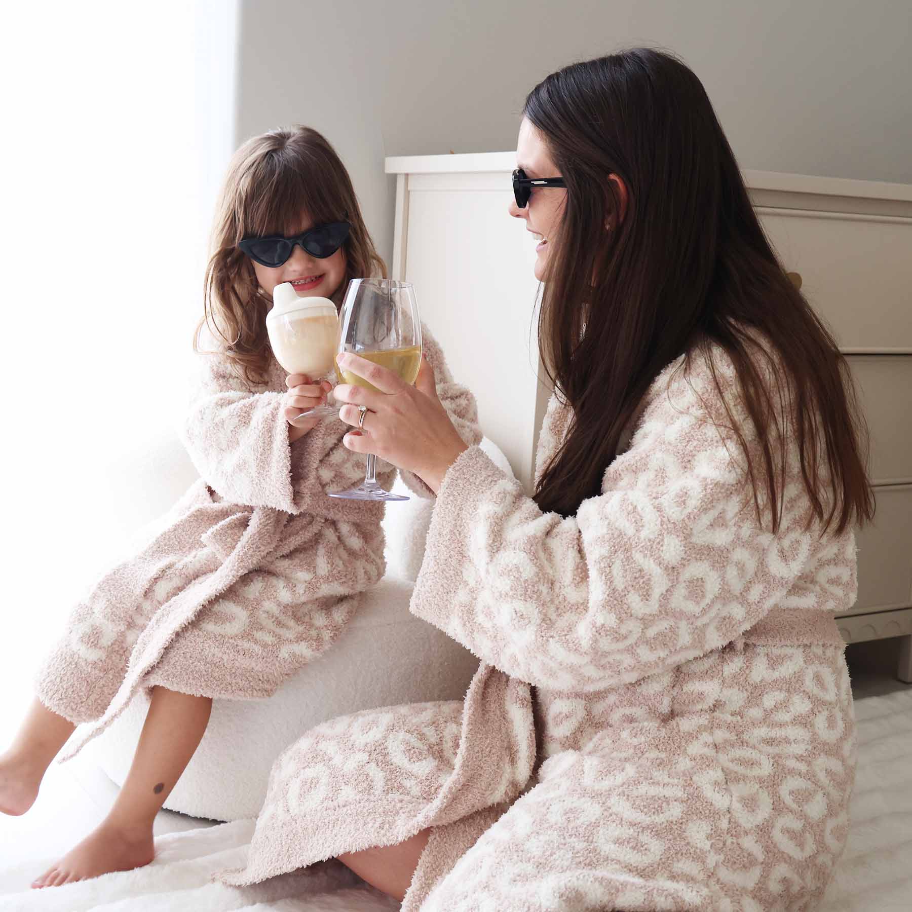 CuddleLane™ Adult Robe | Leopard - Image 4