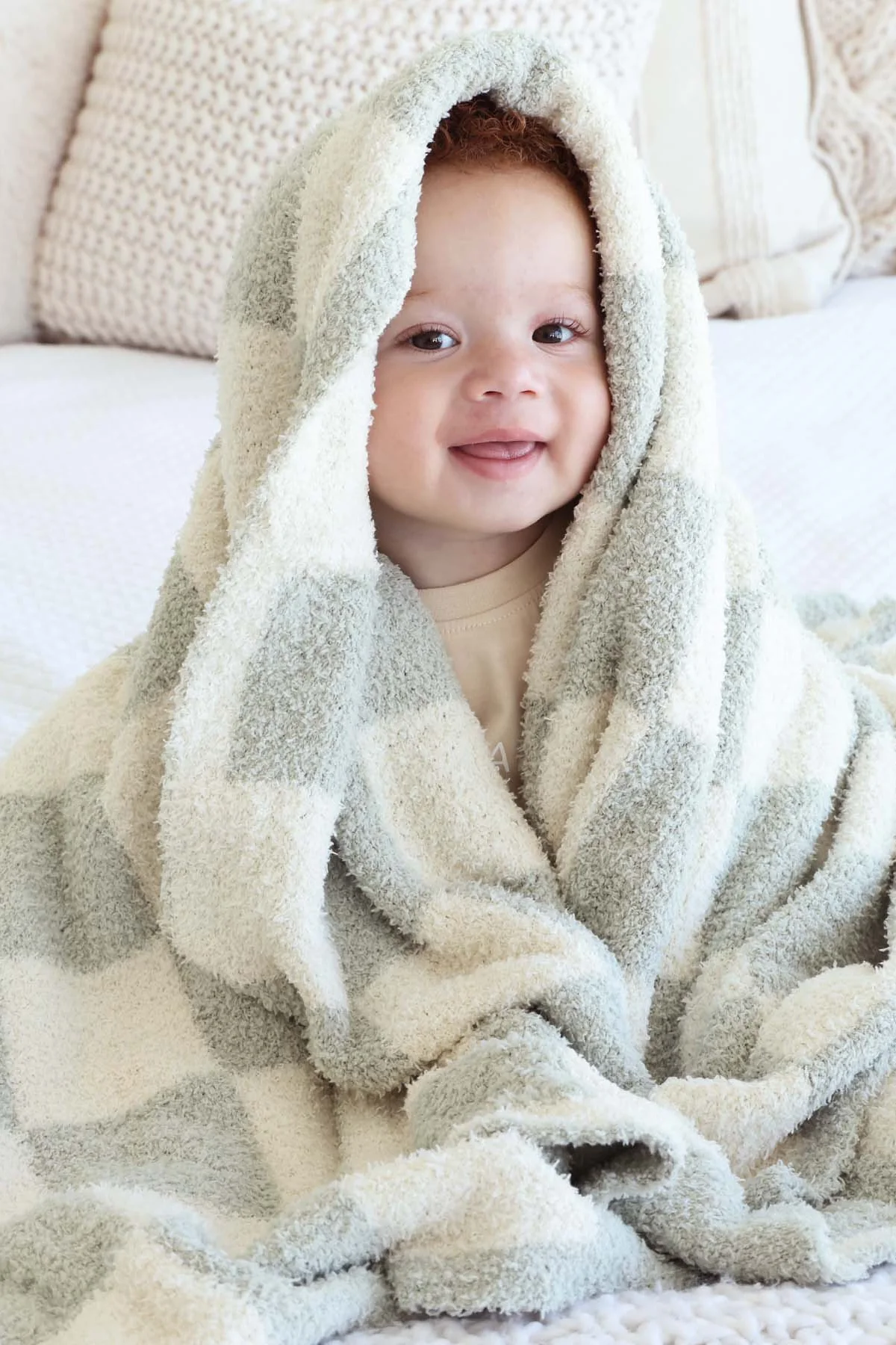 CuddleLane™ Luxe Blankets | Check - Image 9