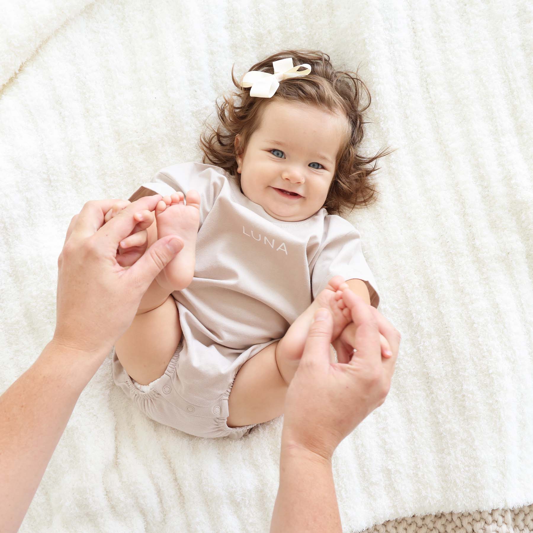 CuddleLane™ Luxe Blankets | Ivory - Image 4