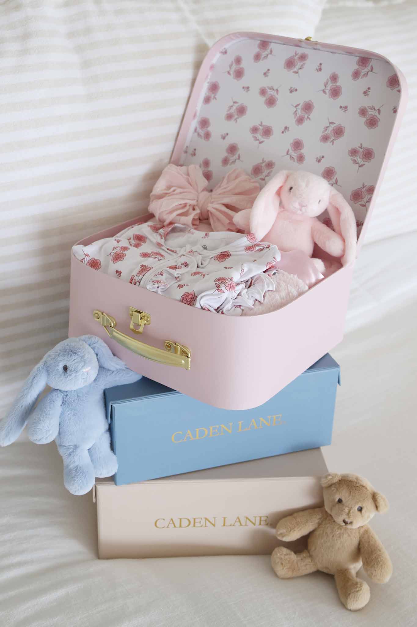 Newborn Keepsake Gift Box Set | Gingham - Image 3