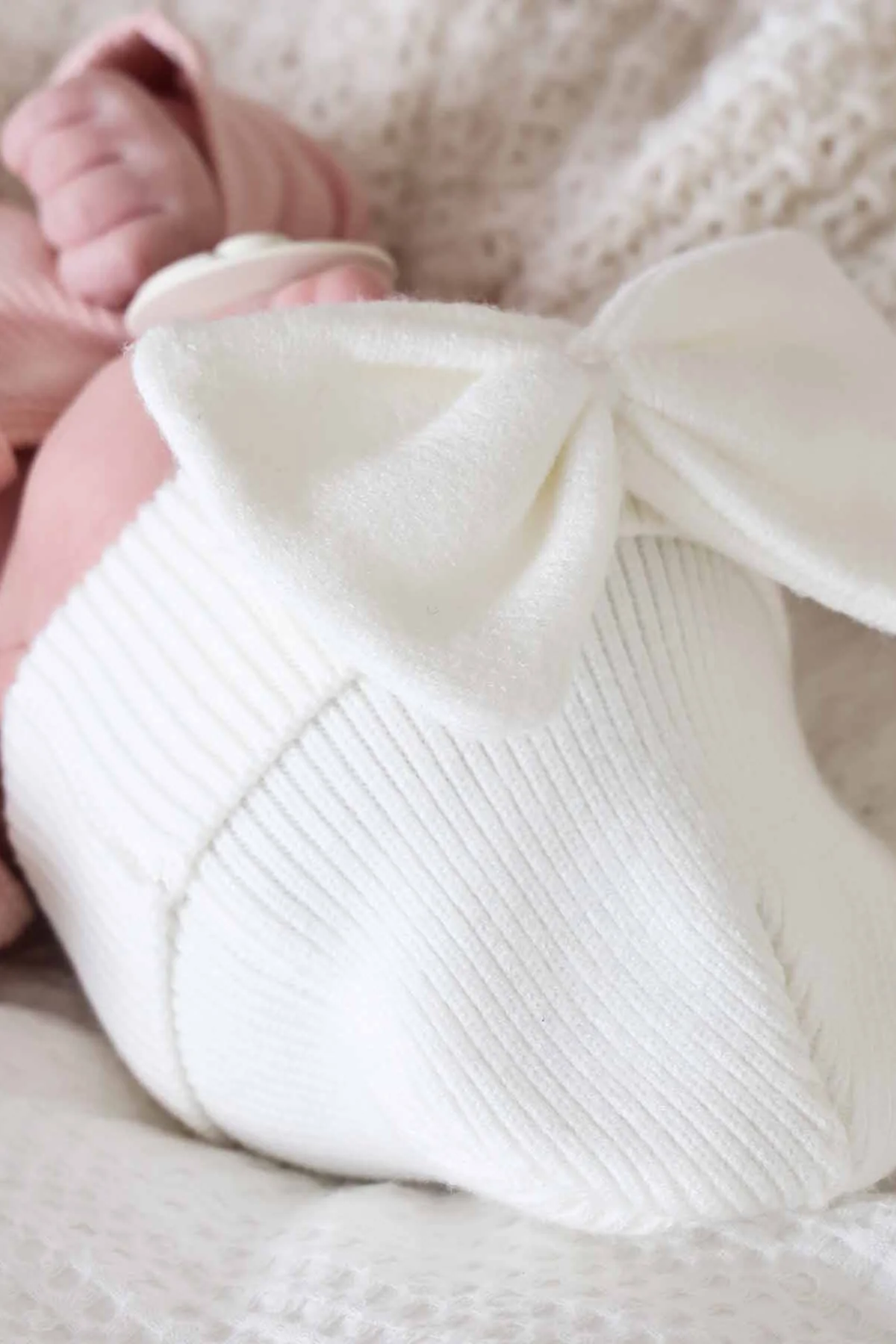Knit Newborn Bow Beanie | Light Ivory - Image 4