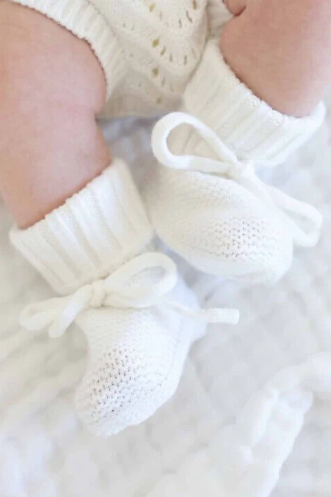 Knit Newborn Bow Booties - Image 5