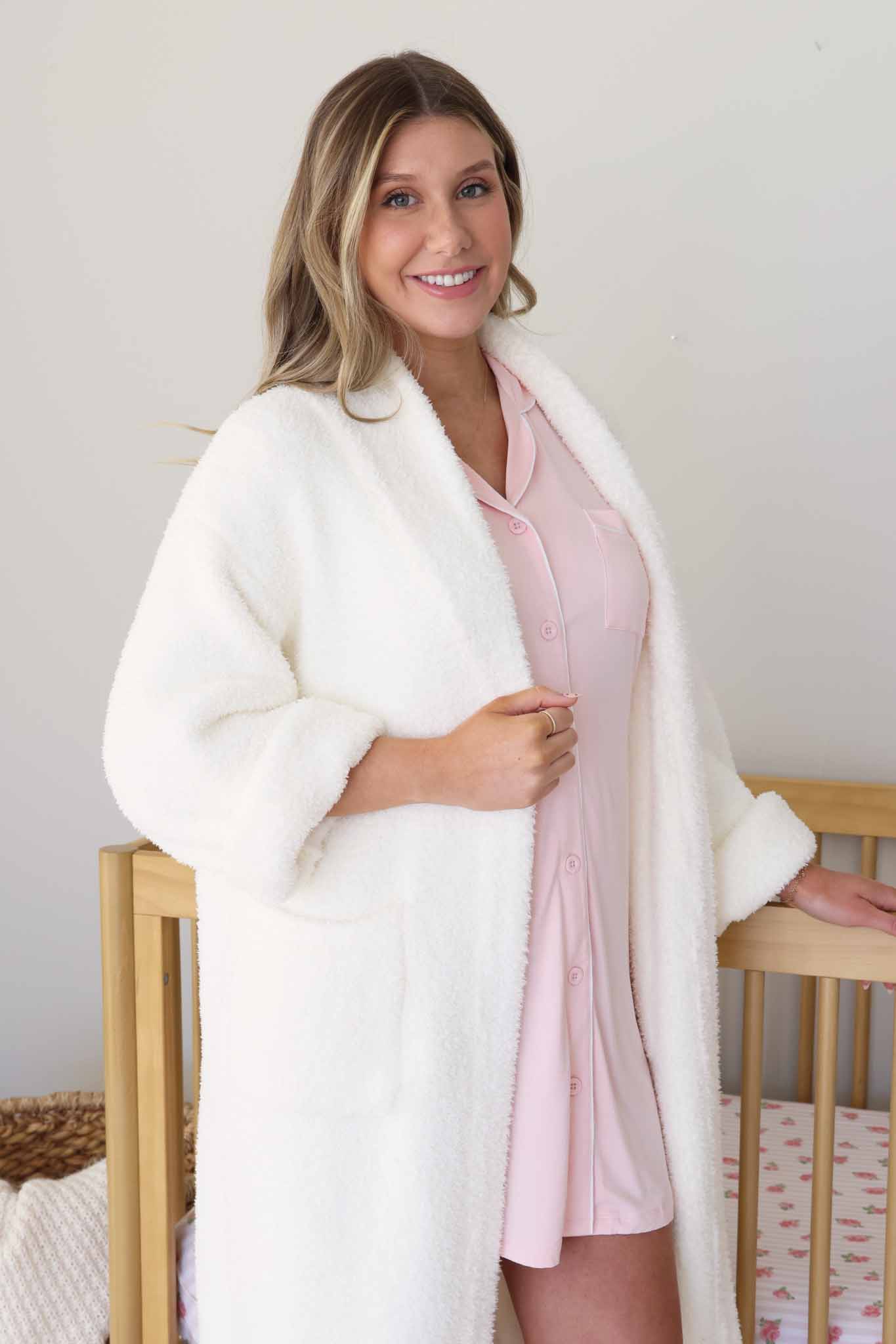 Labor & Delivery Nightgown - Image 29