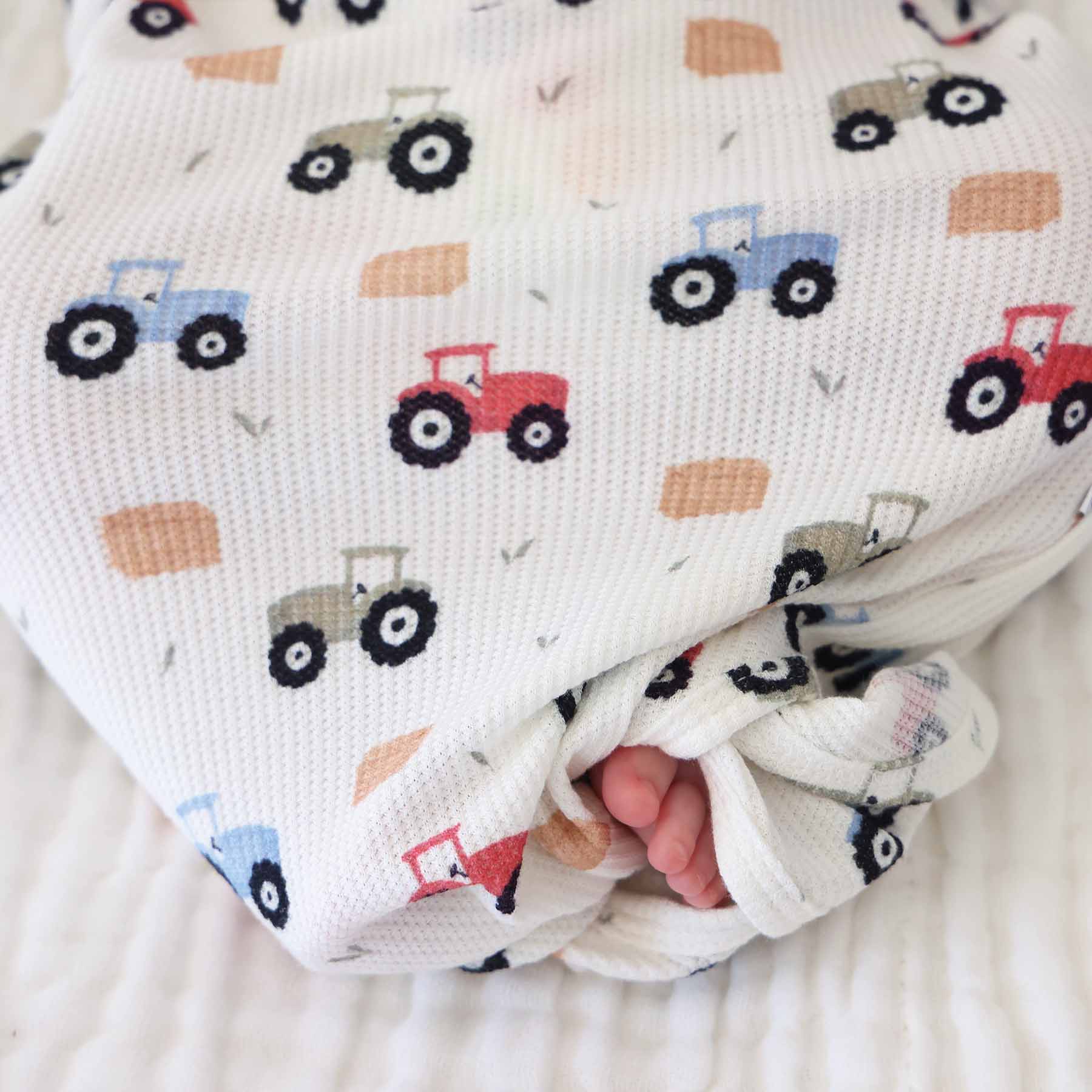 Little Farmer Bamboo Waffle Newborn Baby Knot Gown & Hat Set - Image 8
