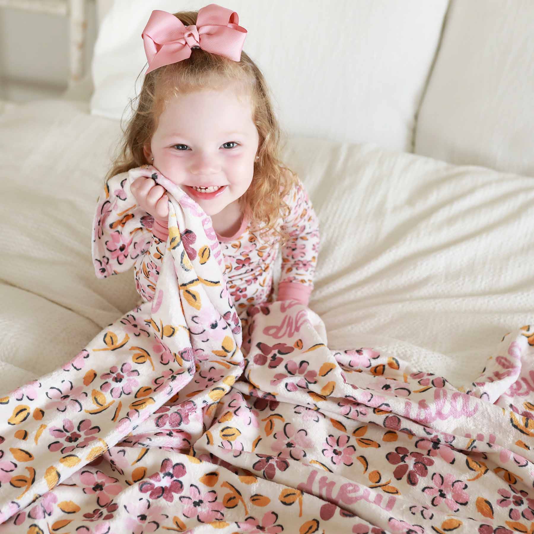 Mauvelous Meadow Personalized Kids Blanket - Image 4