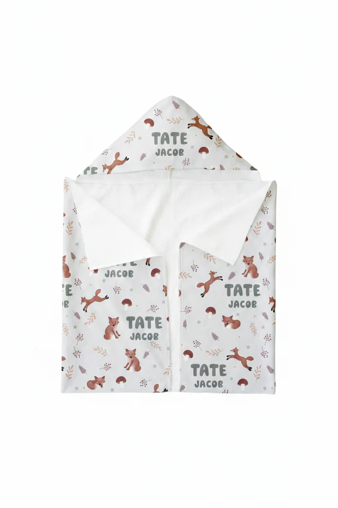 Personalized Hooded Towel | Red Fox Run - Image 3