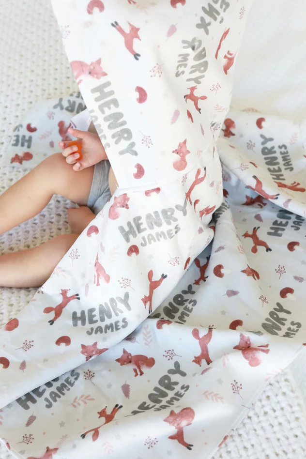 Personalized Hooded Towel | Red Fox Run - Image 5