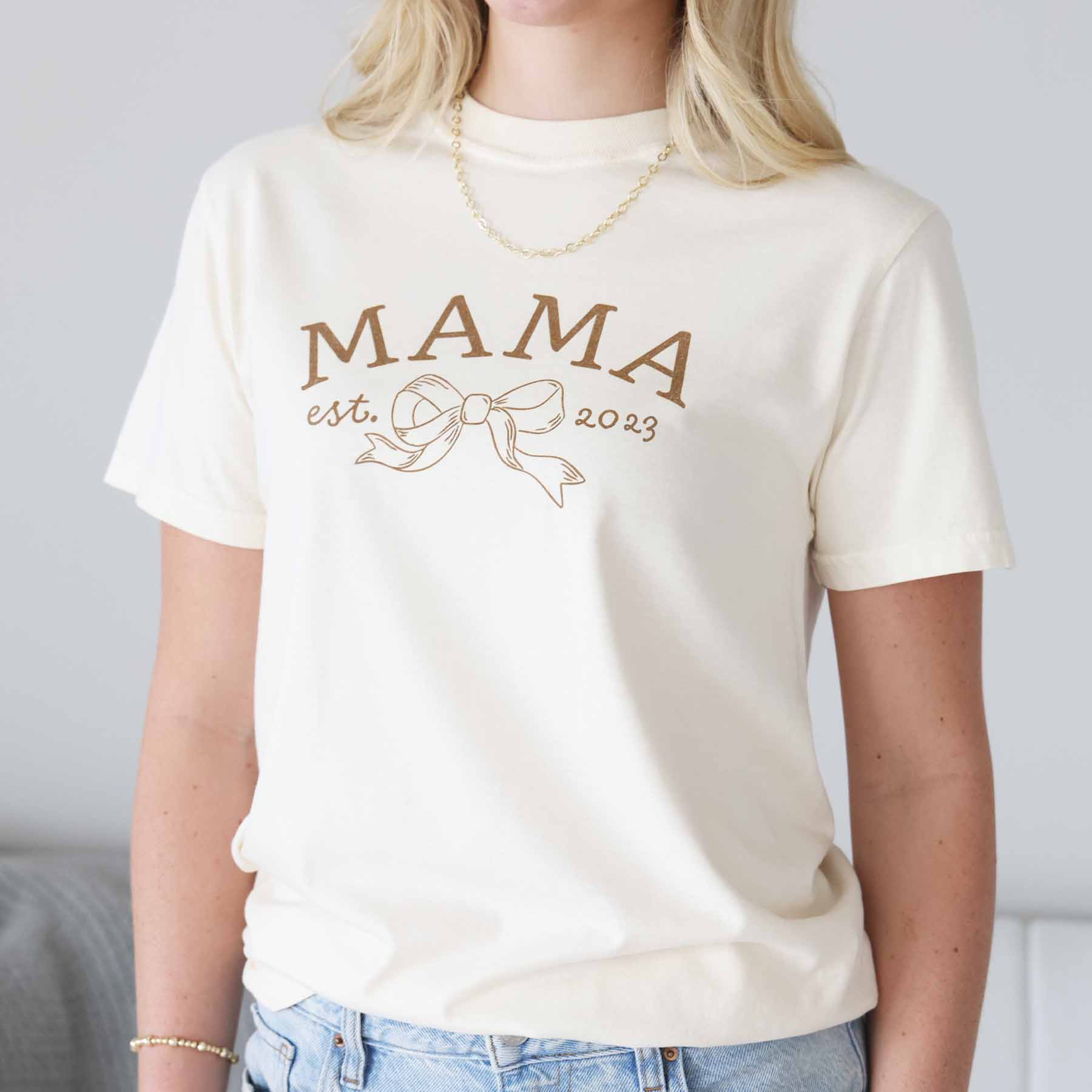 Personalized Mama Bow Est. Graphic Tee | Ivory - Image 3