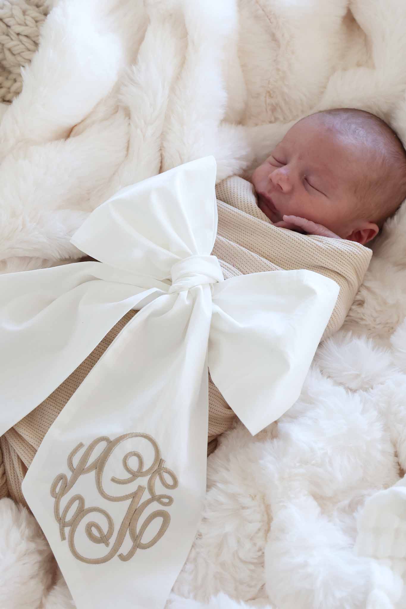 Personalized Newborn Bow Sash | Ivory - Image 7