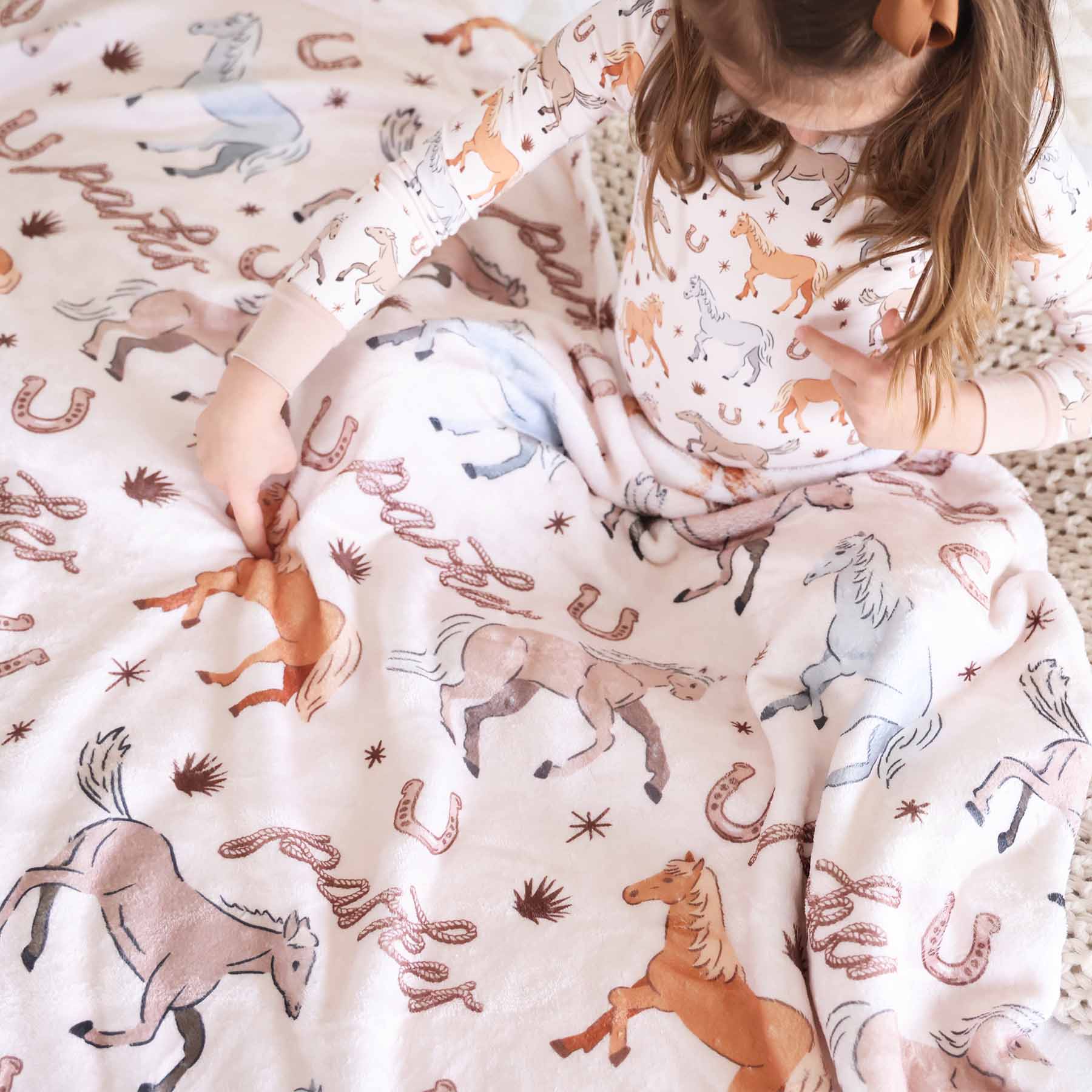 P's Ponies Personalized Kids Blanket - Image 5