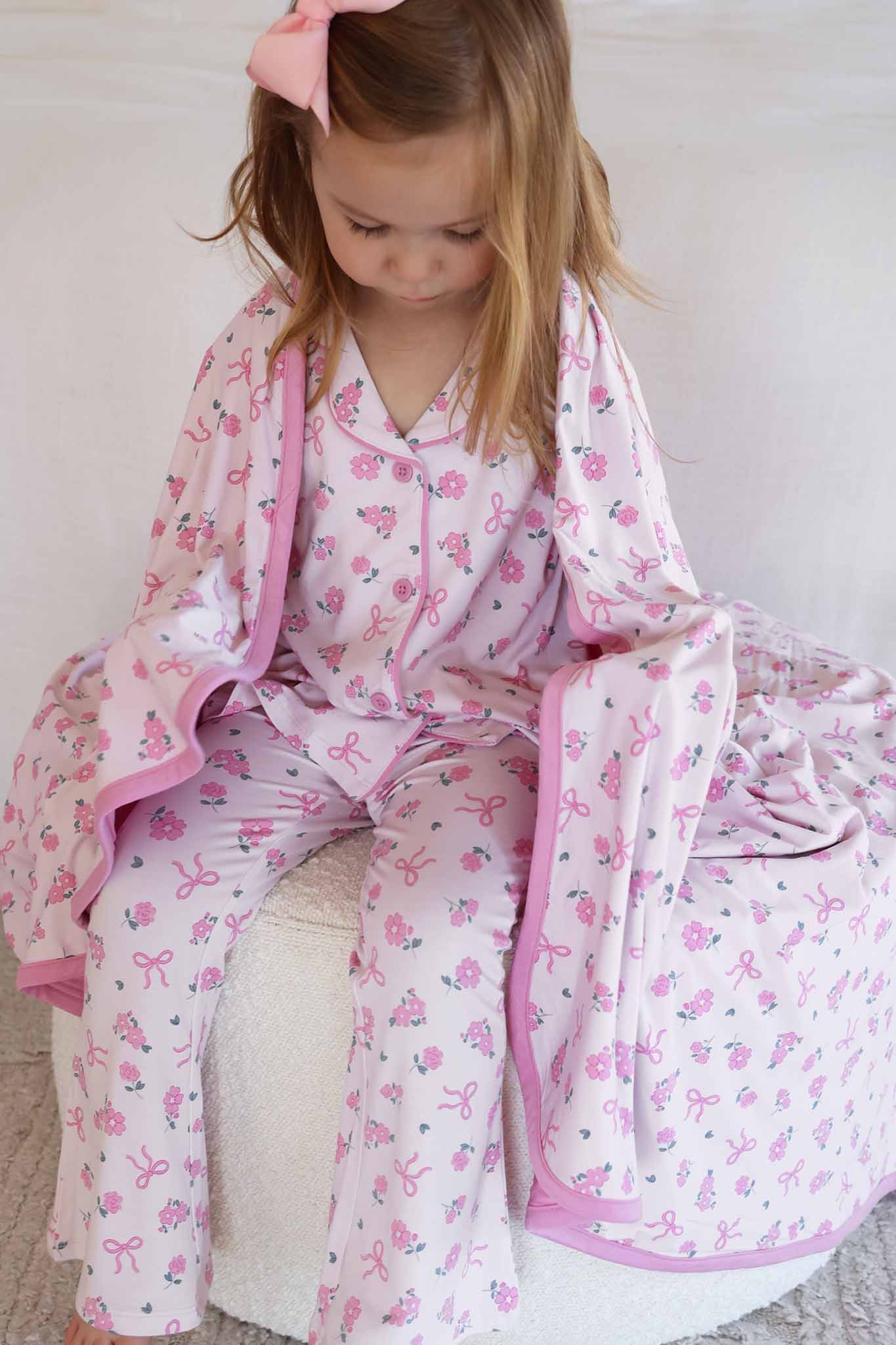 Ribbon & Roses Double Sided Bamboo Blanket | Pink - Image 4