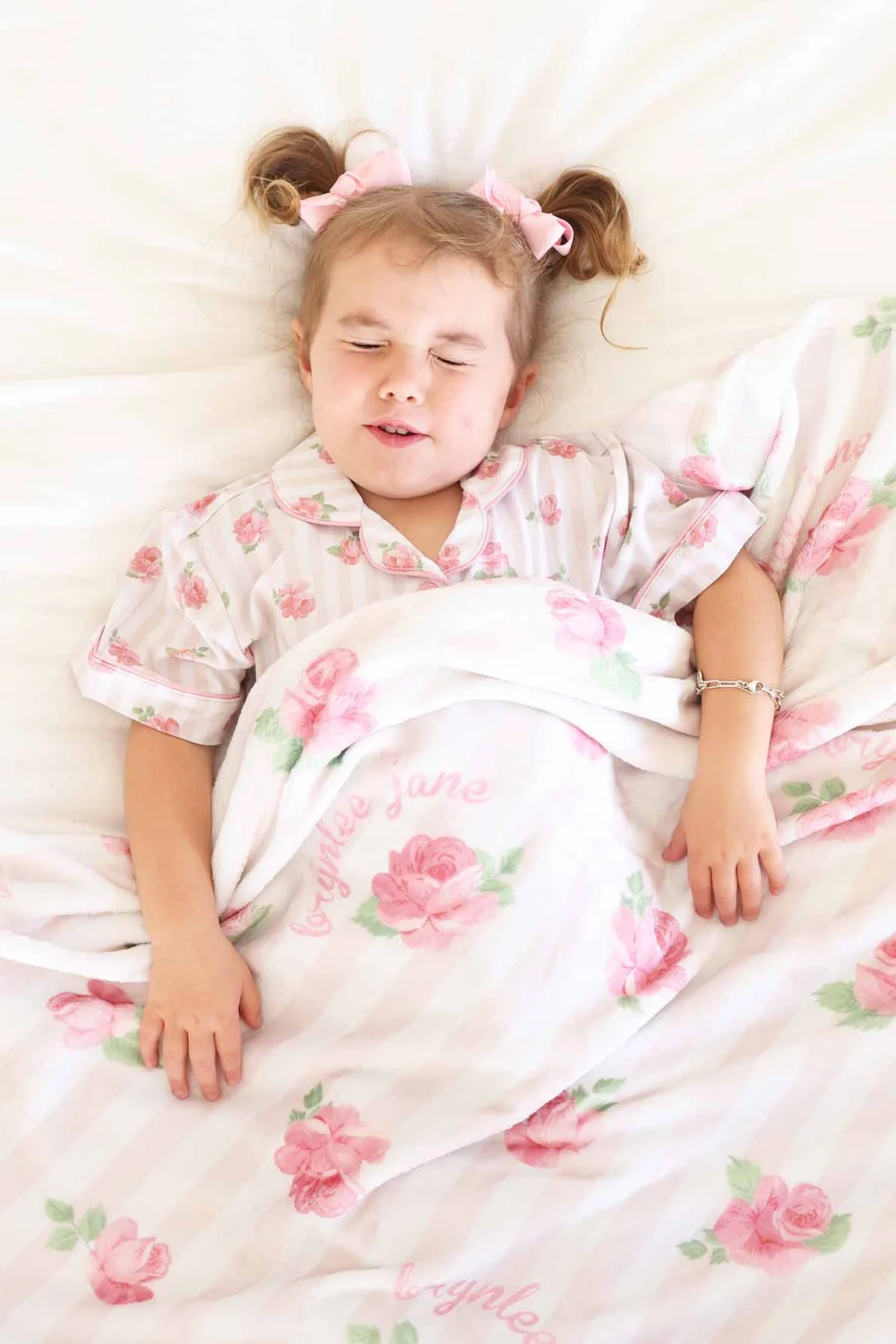 Rosy & Cozy Personalized Kids Blanket