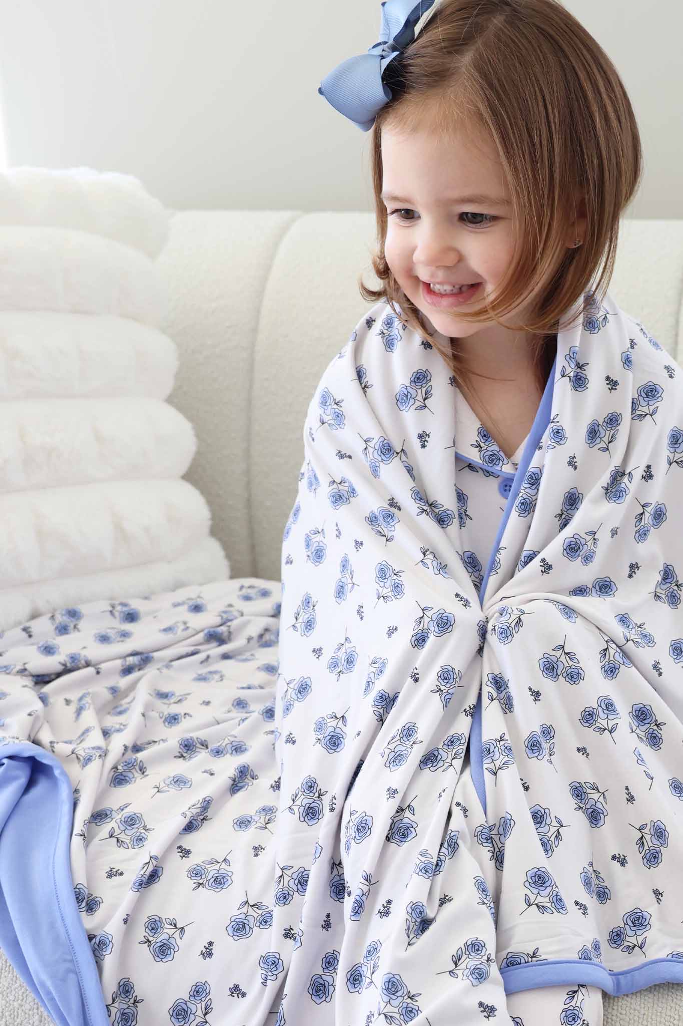 Sapphire Garden Double Sided Bamboo Blanket - Image 5