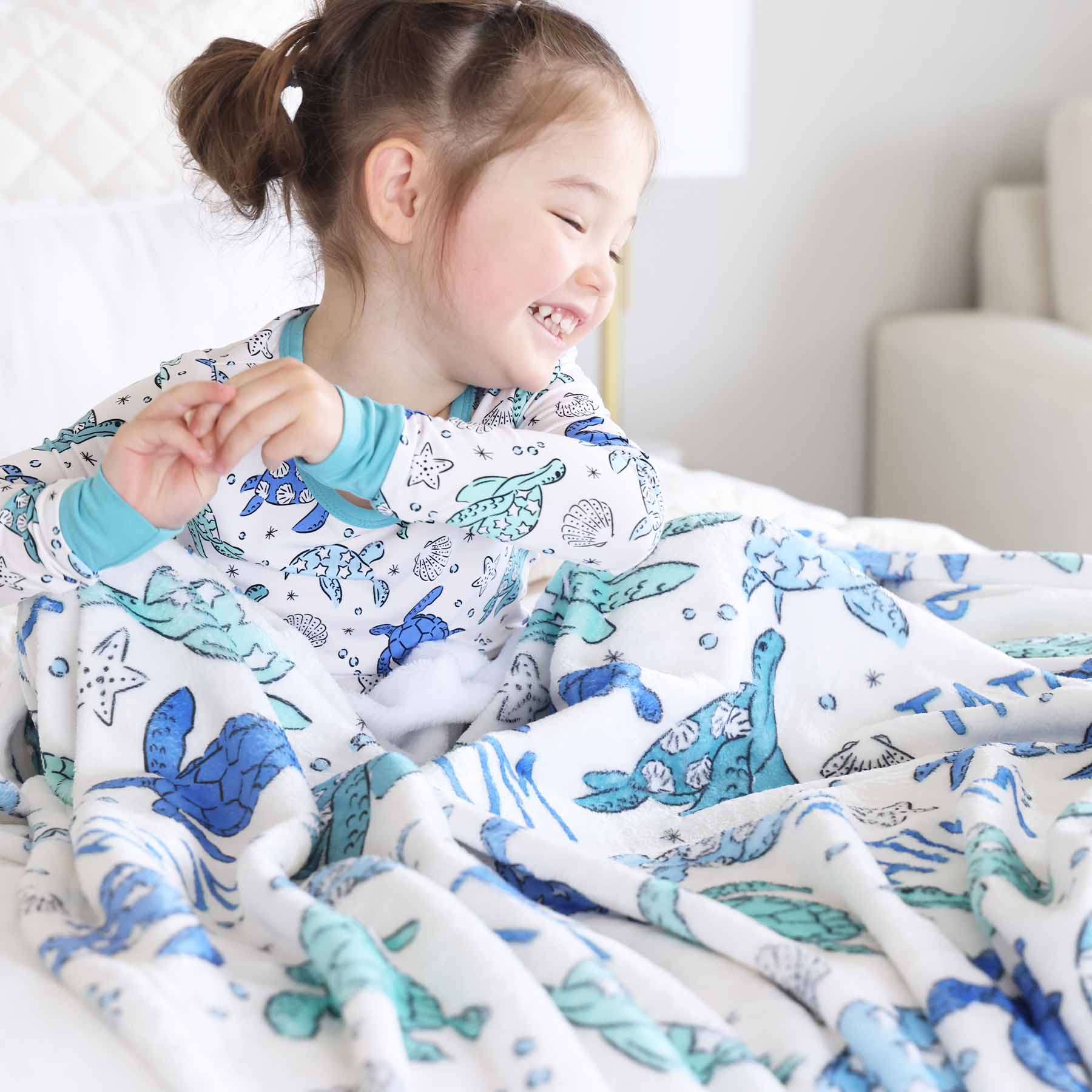 Sea Turtle Splash Personalized Kids Blanket - Image 8