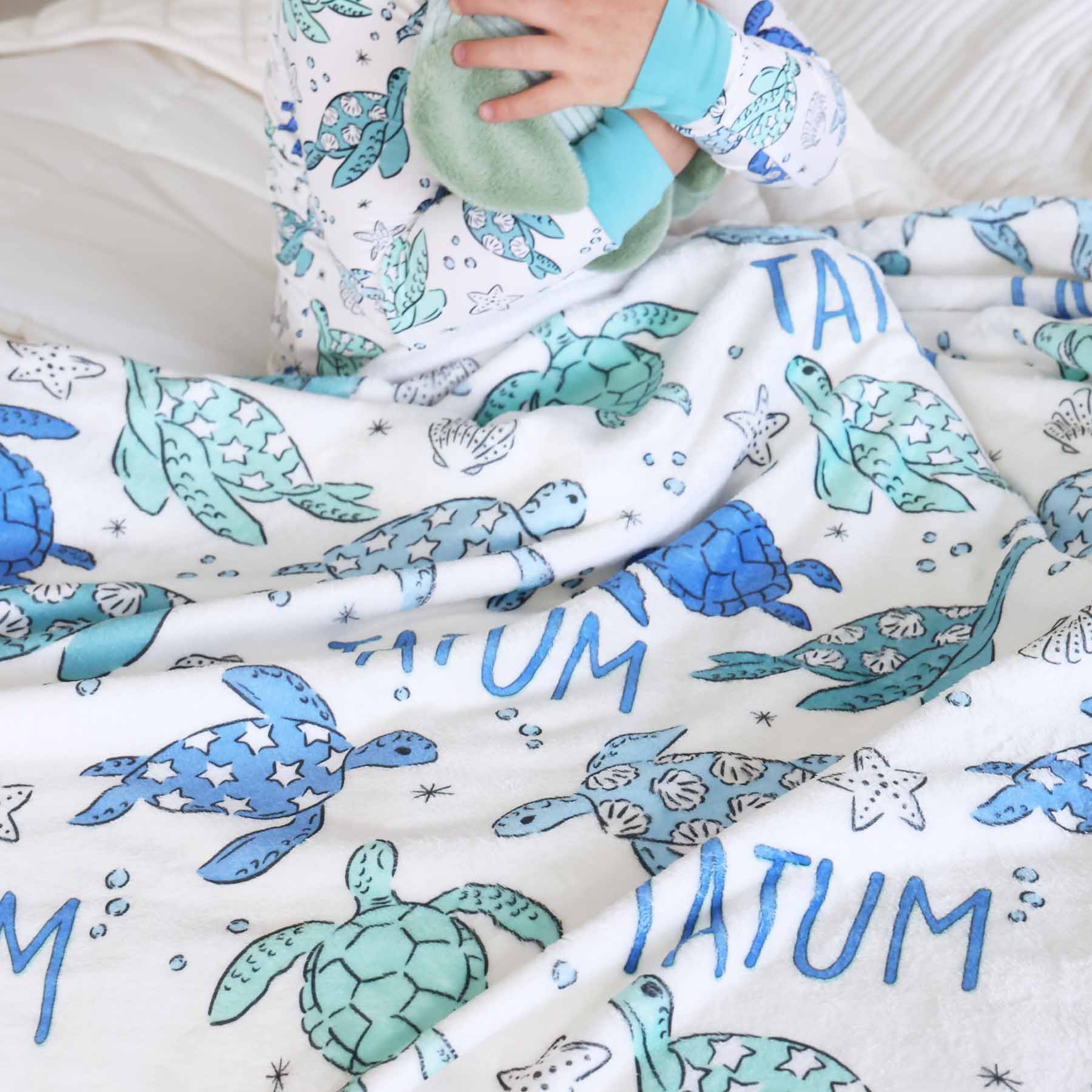 Sea Turtle Splash Personalized Kids Blanket - Image 9