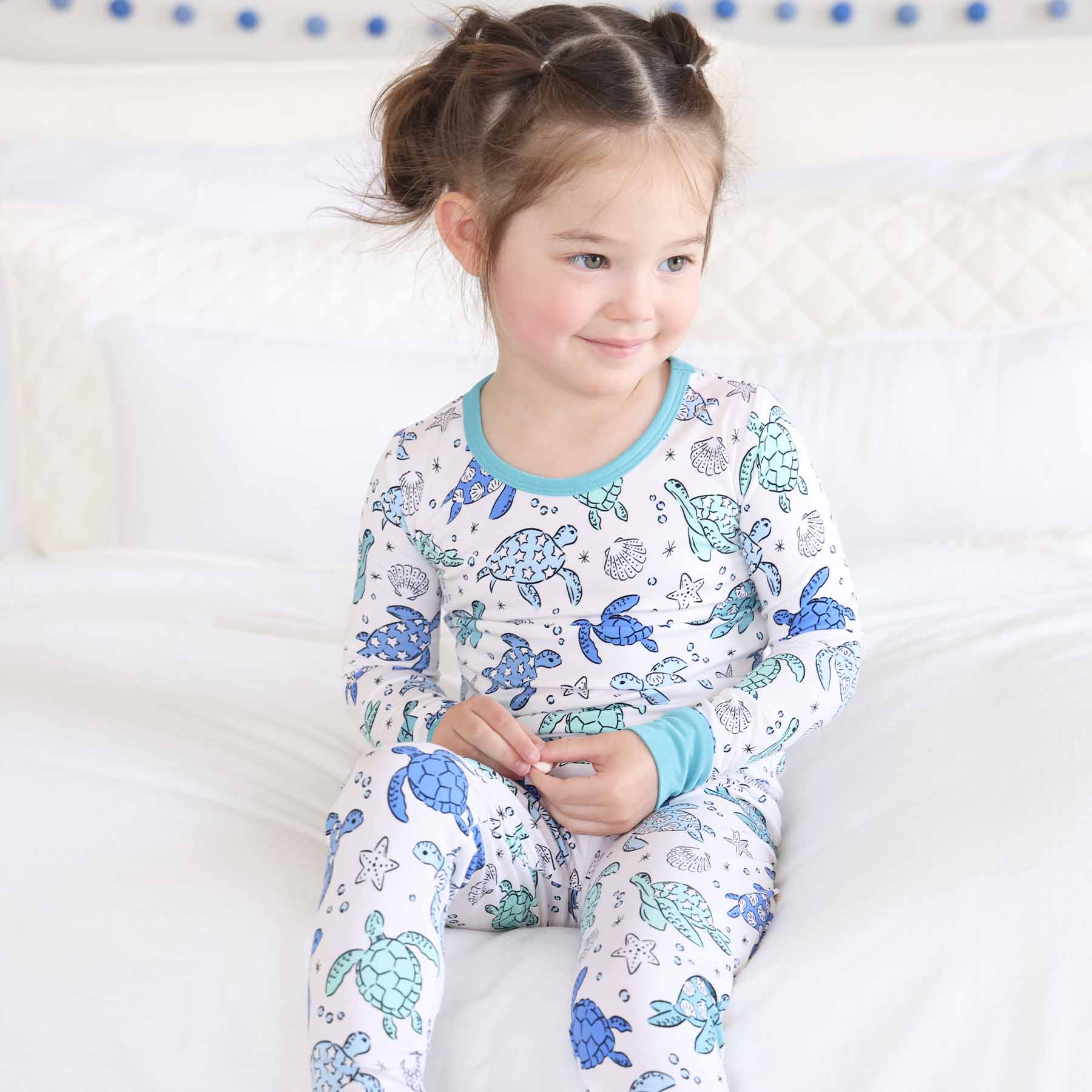 Sea Turtle Splash Two Piece Pajama Set - Image 13