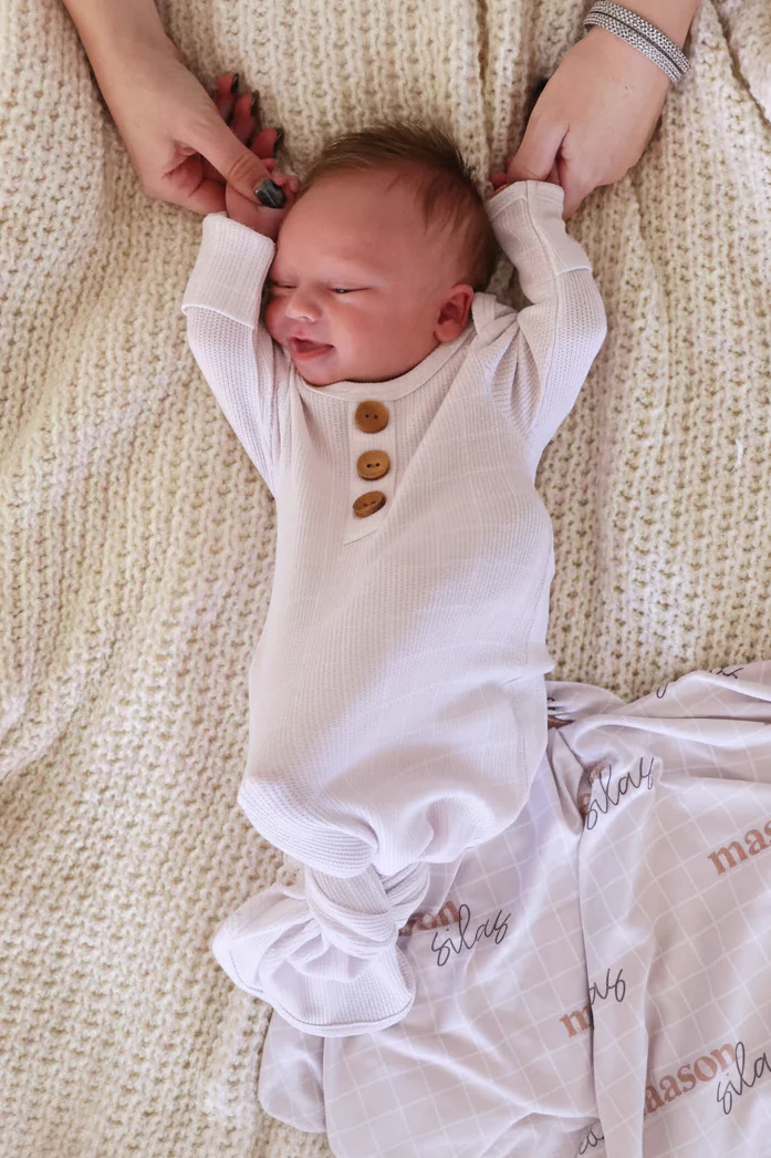 Sloane's Squares Bamboo Waffle Newborn Baby Knot Gown & Hat Set