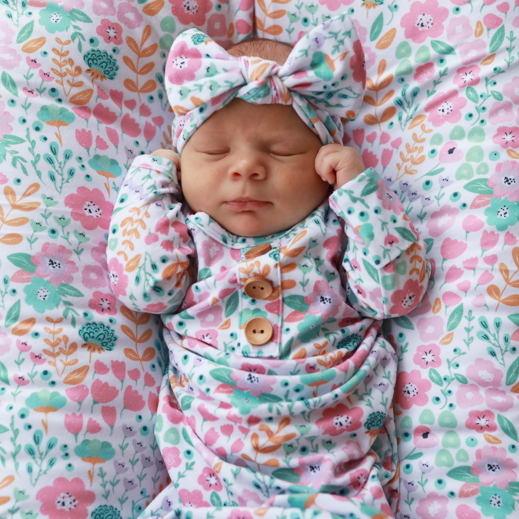 Willow's Whimsy Floral Knit Large Bow Headwrap - Image 2